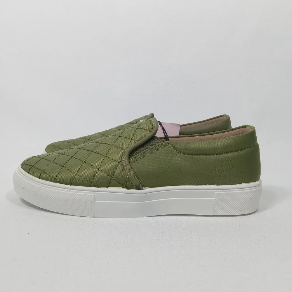 SERRA Women's Quilted Memory Foam Green Slip On Loafer Size 7 *NWT